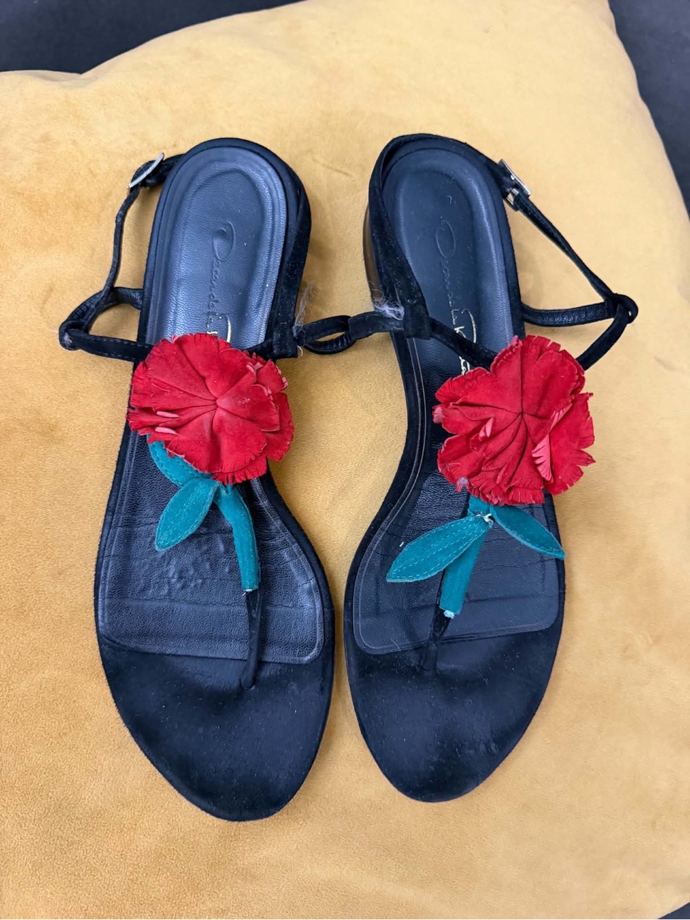 Oscar de la Renta Black T-Strap Sandals with Red Flower Accents